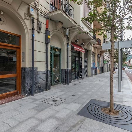 Apartamento La Alameda De Indautxu Bilbao Kültér fotó