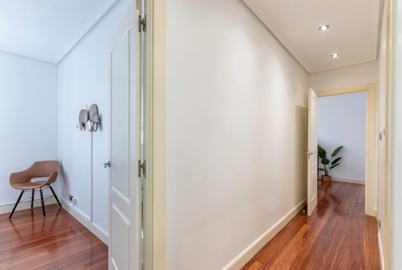 Apartamento La Alameda De Indautxu Bilbao Kültér fotó