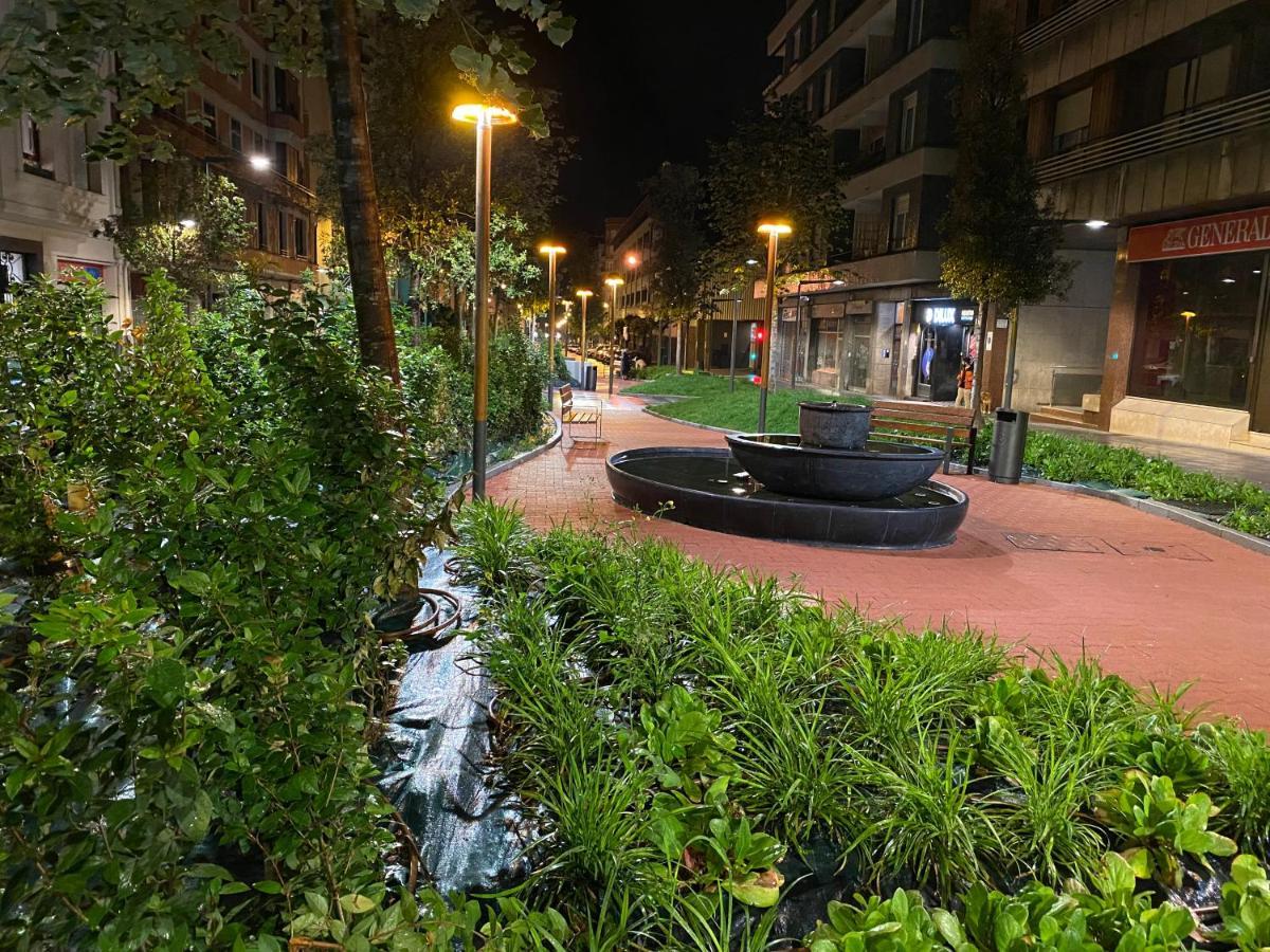 Apartamento La Alameda De Indautxu Bilbao Kültér fotó