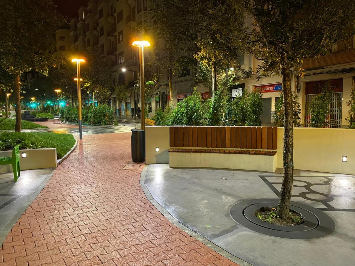 Apartamento La Alameda De Indautxu Bilbao Kültér fotó